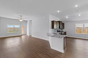 2246 W Post Oak Cir, Dayton, TX 77535 - Photo 7