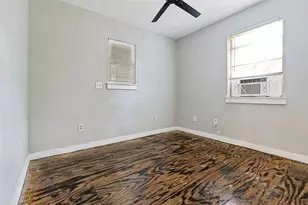 11806 E Jane Ln, Tomball, TX 77375 - Photo 11