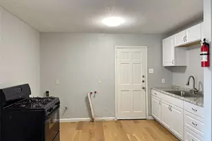 8010 Roswell St, Houston, TX 77022 - Photo 5