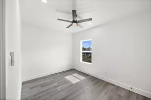 8209 Carver Rd, Houston, TX 77088 - Photo 23