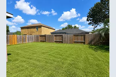 12607 Rio Bravo St, Rosharon, TX 77583 - Photo 5