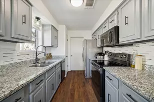 11207 Rousseau Dr, Houston, TX 77065 - Photo 7