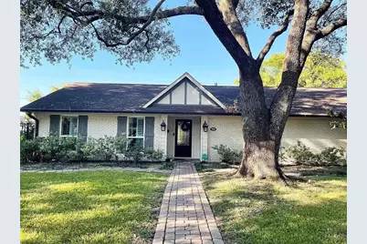 5616 Pine Street, Houston, TX 77081 - Photo 1