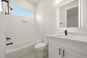 1412 Cedar Post Ln, Houston, TX 77055 - Photo 23