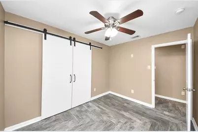 11219 Hall Terrace Court, Houston, TX 77075 - Photo 19
