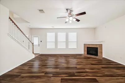 5307 Espuela Lane, Baytown, TX 77521 - Photo 9