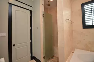 1818 Binz St, Houston, TX 77004 - Photo 31