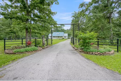 197 Sunset Lake, Huntsville, TX 77340 - Photo 1
