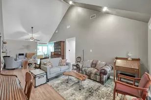 197 Sunset Lake, Huntsville, TX 77340 - Photo 7