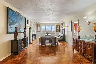 1400 Hermann Dr, Houston, TX 77004 - Photo 17