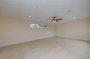 4719 Imogene St, Houston, TX 77096 - Photo 11