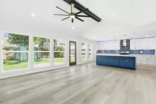 1722 Cherry Bend Dr, Houston, TX 77077 - Photo 3