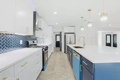 1722 Cherry Bend Drive, Houston, TX 77077 - Photo 9