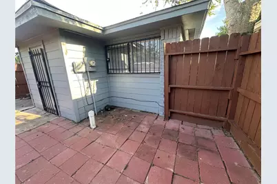 12808 Dairy Brook Drive, Houston, TX 77099 - Photo 11