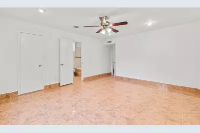 15526 Camino Del Sol Drive, Houston, TX 77083 - Photo 17