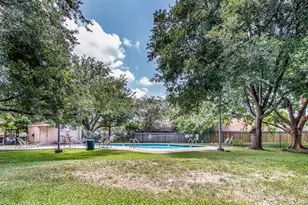 16811 Pinemoor Way, Houston, TX 77058 - Photo 17