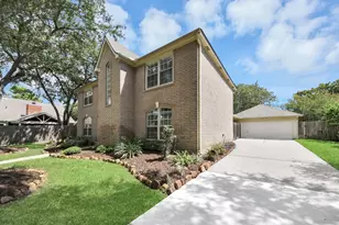 2502 Fairwind Dr, Houston, TX 77062 - Photo 3