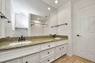 2502 Fairwind Dr, Houston, TX 77062 - Photo 31