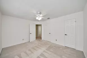 2502 Fairwind Dr, Houston, TX 77062 - Photo 25