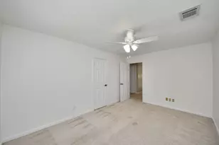 2502 Fairwind Dr, Houston, TX 77062 - Photo 29
