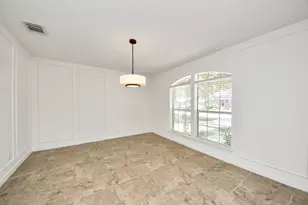 2502 Fairwind Dr, Houston, TX 77062 - Photo 9