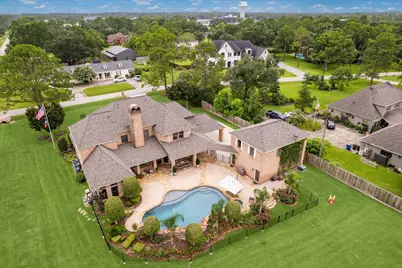 1002 Cowards Creek Court, Friendswood, TX 77546 - Photo 7