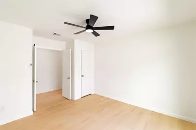 6423 Coachwood Drive, Houston, TX 77035 - Photo 17
