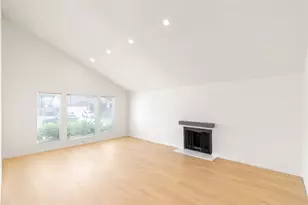 6423 Coachwood Dr, Houston, TX 77035 - Photo 5