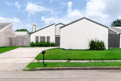 6423 Coachwood Drive, Houston, TX 77035 - Photo 39