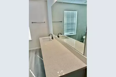 14914 Huntington Willow Lane, Houston, TX 77090 - Photo 15