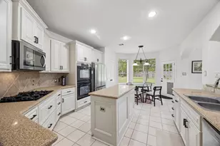 14 Guinevere Pl, The Woodlands, TX 77384 - Photo 7