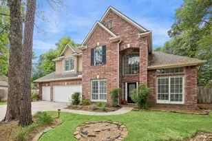 14 Guinevere Pl, The Woodlands, TX 77384 - Photo 1