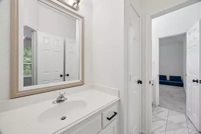 14 Guinevere Place, The Woodlands, TX 77384 - Photo 23