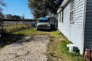 9105 Exeter St, Houston, TX 77093 - Photo 21