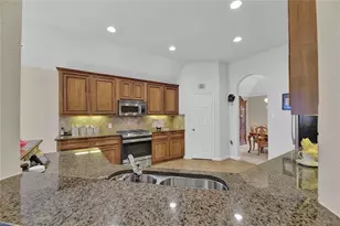 13610 Popes Creek Ln, Houston, TX 77044 - Photo 7