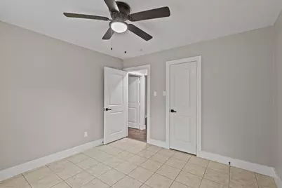 1107 Londonderry Avenue, Friendswood, TX 77546 - Photo 15