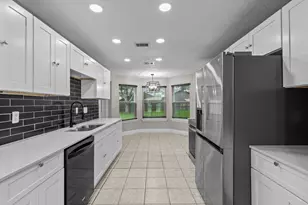 1107 Londonderry Ave, Friendswood, TX 77546 - Photo 5