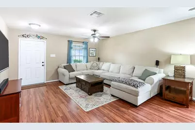 8022 Yaupon View Drive, Cypress, TX 77433 - Photo 3