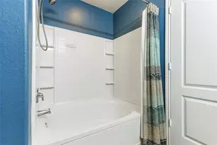 8022 Yaupon View Dr, Cypress, TX 77433 - Photo 9