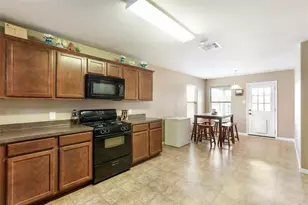 8022 Yaupon View Dr, Cypress, TX 77433 - Photo 7