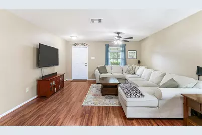 8022 Yaupon View Drive, Cypress, TX 77433 - Photo 5