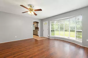 16735 Barcelona Dr, Friendswood, TX 77546 - Photo 5