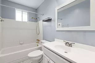 16735 Barcelona Dr, Friendswood, TX 77546 - Photo 13