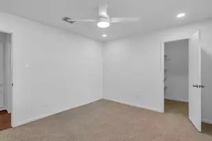 11418 Valley Stream Dr, Houston, TX 77043 - Photo 29