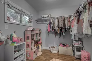 302 E Kay St, Dayton, TX 77535 - Photo 43