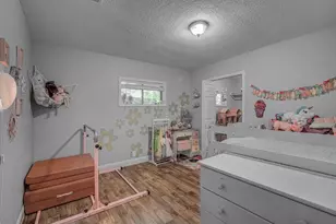 302 E Kay St, Dayton, TX 77535 - Photo 41