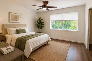 7805 Leonora St, Houston, TX 77061 - Photo 7