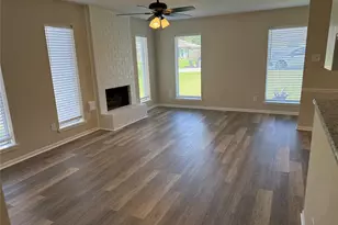 1707 Crest Hill Dr, Conroe, TX 77301 - Photo 11