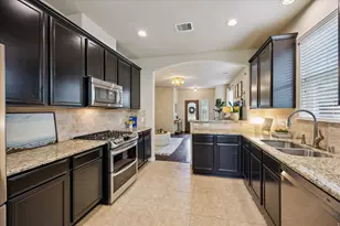 12918 Taper Reach Dr, Tomball, TX 77377 - Photo 9