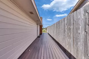 3321 Pine St, Galveston, TX 77551 - Photo 31